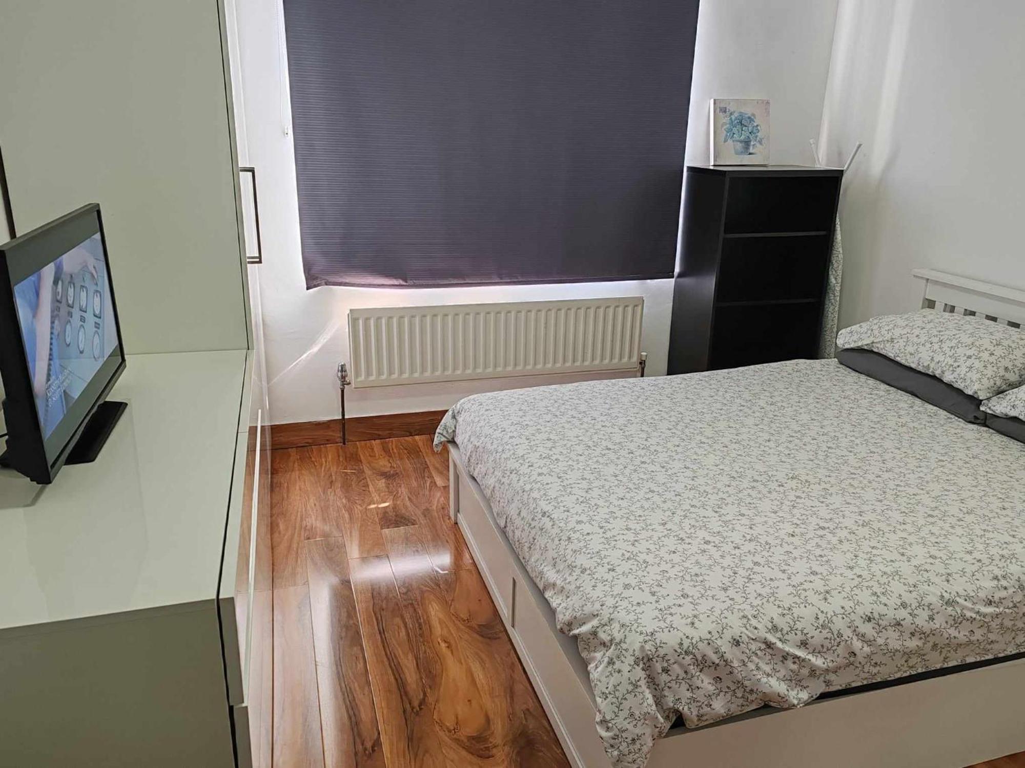 Two Bedroom In Dollis Hill Londra