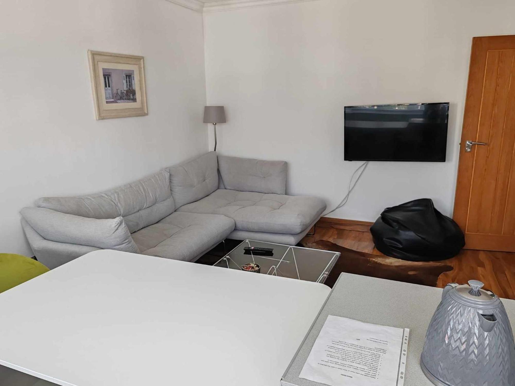 Two Bedroom In Dollis Hill * Londra